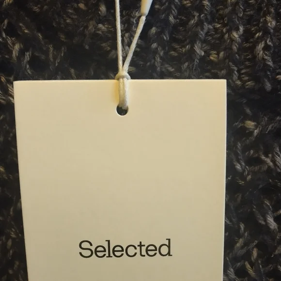 Selected Knit O-neck - Picture 3 of 5